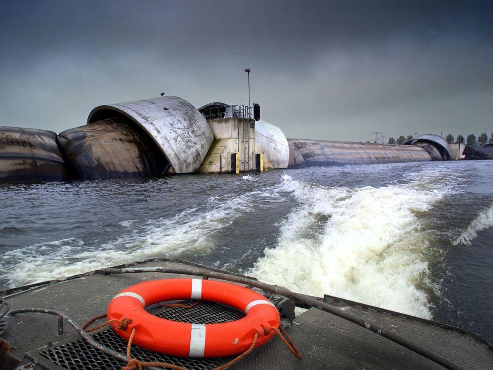 Inflatable Barrier Ramspol, the Netherlands